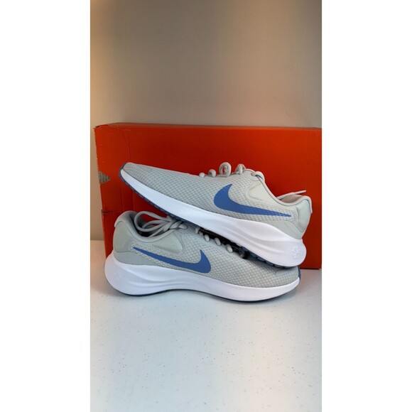 Nike Women's Revolution 7 Gym Train Tennis Run Road Shoe, FB2208-001 Size 6 -NEW - Picture 1 of 8